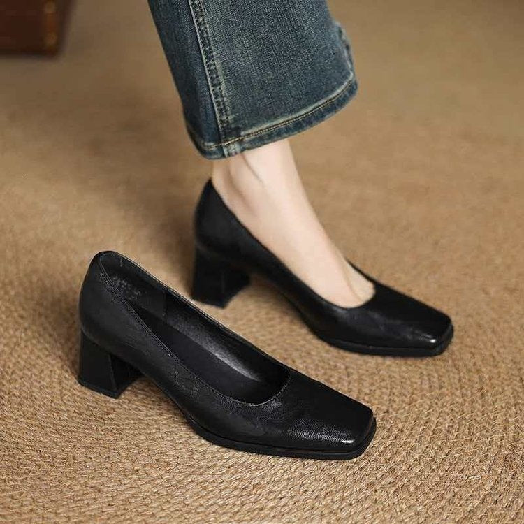 Soft Sheepskin French Retro Black High-Heeled Shoes for Women, New Spring and Autumn Style, Genuine Leather Shallow Mouth Elegant Chunky Heel Single Shoes, Commuter Shoes