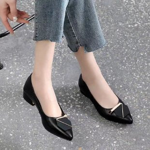Genuine Leather Low-Heeled Women's Shoes 2026 New Spring and Autumn Soft-Soled Work Shoes for Women Pointed Toe Chunky Heel Leather Shoes Soft Leather Loafers - Black