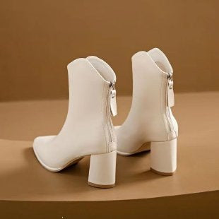 French-style fashionable high-heeled ankle boots, slim-fit boots for petite women, spring/autumn collection, pointed-toe, British style, chunky heel, V-cut, 2026 new model