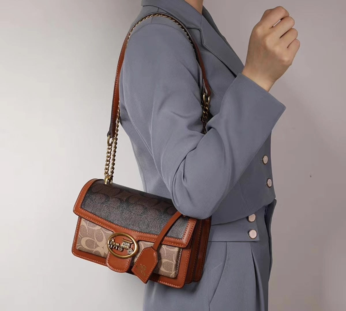 Women’s Patterned Flap Shoulder Bag with Chain Strap