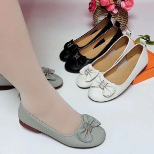 2025 spring and autumn new round head wide foot pedal mother shoes plus size soft bottom bean shoes dancing shoes work shoes - Grey